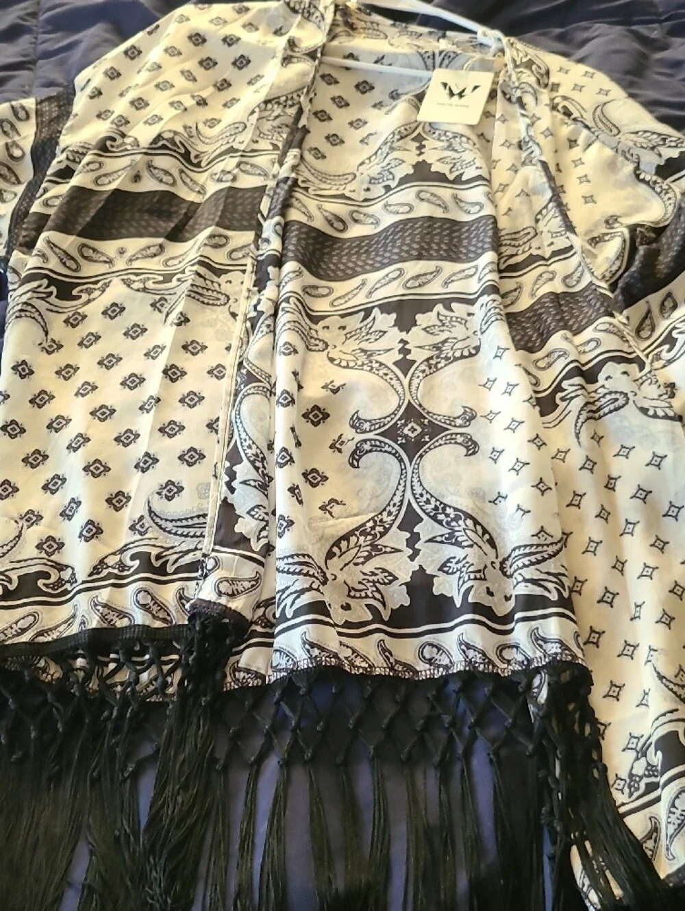 White Mark Black & White Paisley Kimono